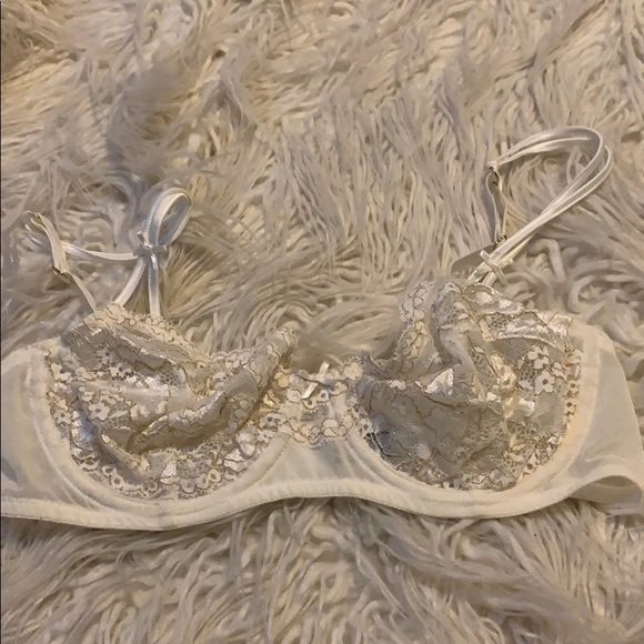 Blush Other - Cream and gold lace blush bra